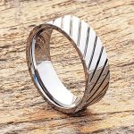 carina-diagonal-7mm-grooved-unique-rings