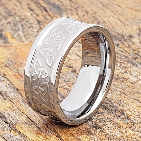 conquest-carved-triquetra-trinity-9mm-signet-rings