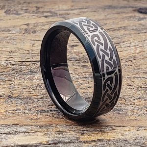 medieval-irish-black-beveled-celtic-rings