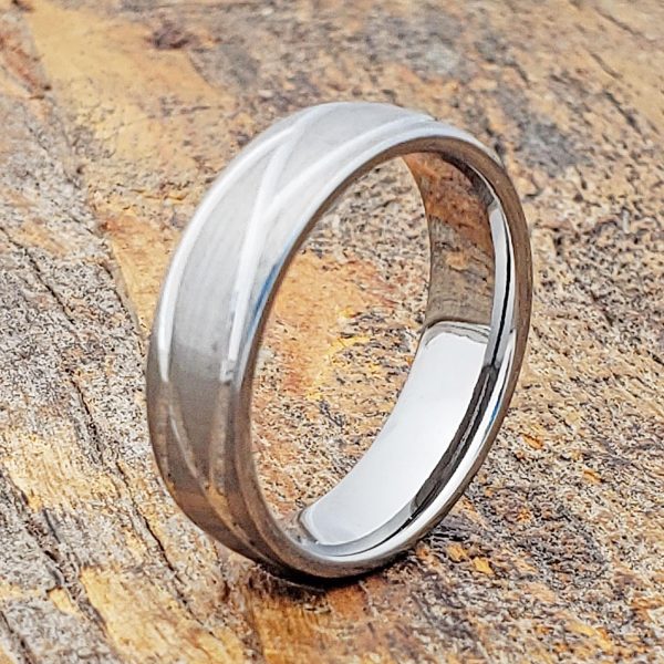 caesar-6mm-mens-carved-ring