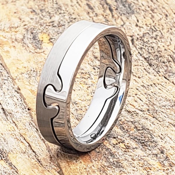 interlocking-brushed-puzzle-6mm-rings