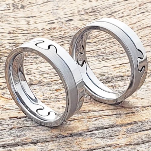 Interlocking Brushed Puzzle Rings Interlocking Brushed Puzzle Rings