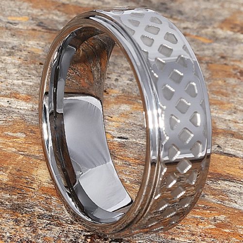 Labyrinth Knotwork Polished Carved Rings Labyrinth Knotwork Polished Carved Rings