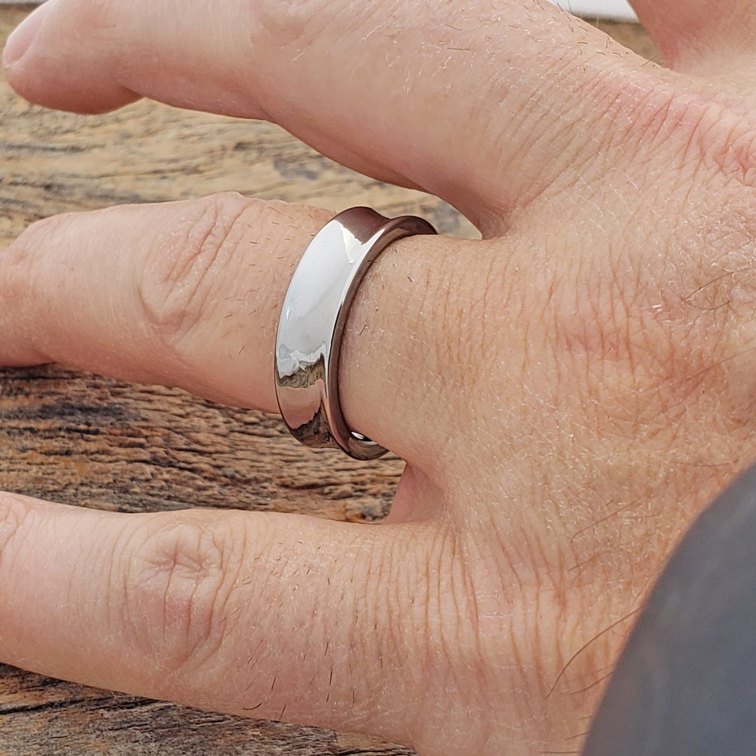 Valley Womens Tungsten Rings Concaved Forever Metals