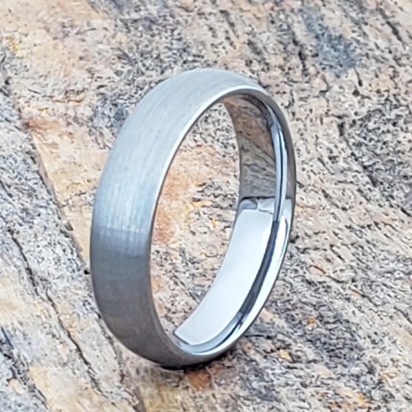 pegasus-elegant-womens-tungsten-rings